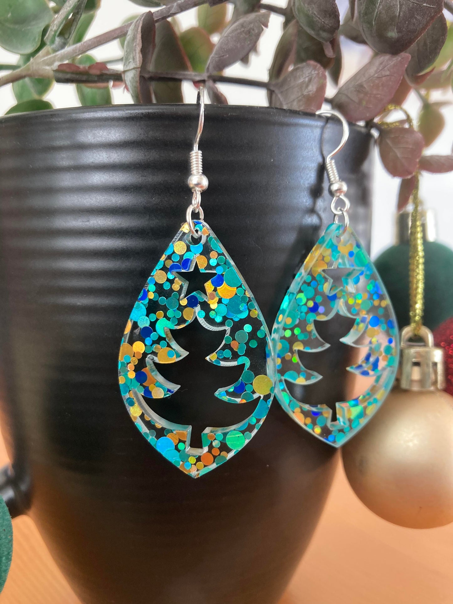 Christmas Glitter Dangly Earrings 1 Piece